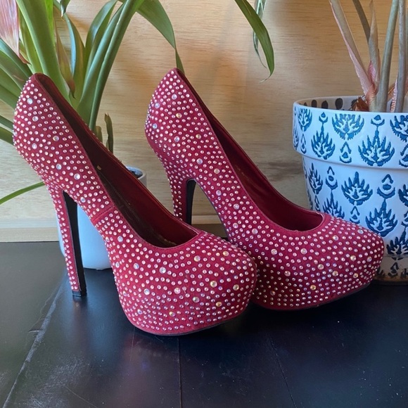 Society 86 Shoes - ❤️ Society 86 Red Sparkly Rhinestone High Heel Shoes - Size 7 1/2 - Date Night